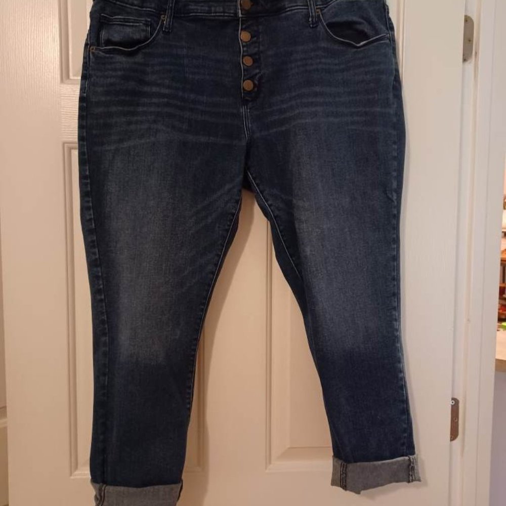 Universal Thread Jeans with Rolled Cuffs